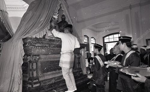 SULTAN ISKANDAR