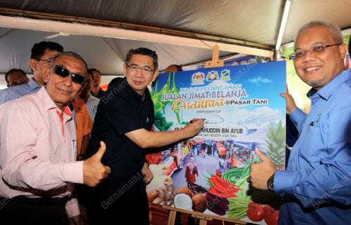 JB03_01062019_PASAR_TANI_BN201905291055