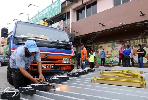JB03_01102015_OPERASI