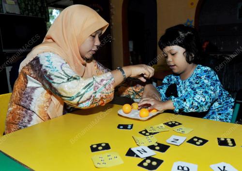 JB03_02012013_ALAM_SEKOLAH