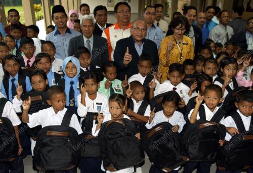JB03_03012011_MURID_ORANG_ASL