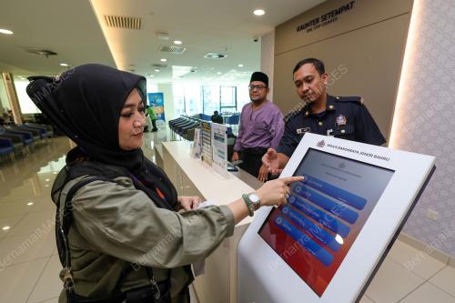 JOHOR BEKERJA JUMAAT PERTAMA