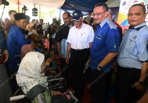JB03_04032018_KARNIVAL_FELDA_BN201803020590