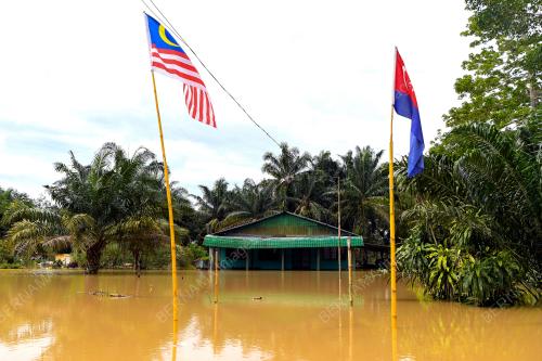 BANJIR KAMPUNG SRI GAMBUT