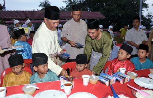 JB03_04072014_TPM_BERBUKA