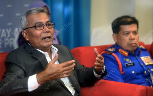 DATUK SERI MOHD REDZUAN MD YUSOF