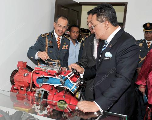 JB03_04122014_BOMBA_JOHOR