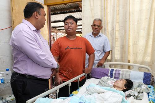DATUK AZMAN ABIDIN