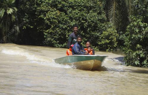 BANJIR KLUANG ORANG ASLI