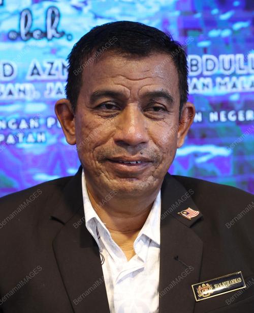 WAN MUHAMMAD AZNAN ABDULLAH
