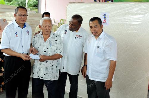 JB03_06112012_BANTUAN