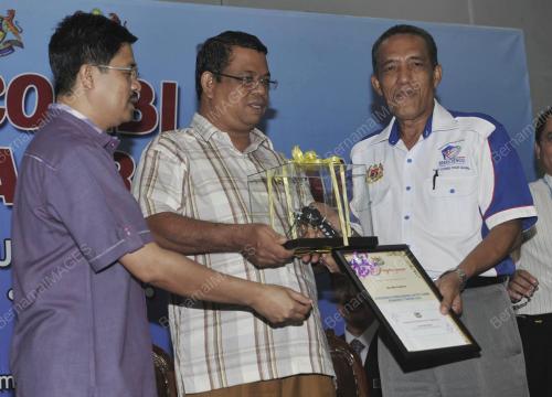 JB03_07022017_SEMINAR_COMBI