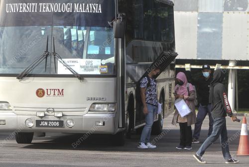 PELAJAR DIBENARKAN PULANG