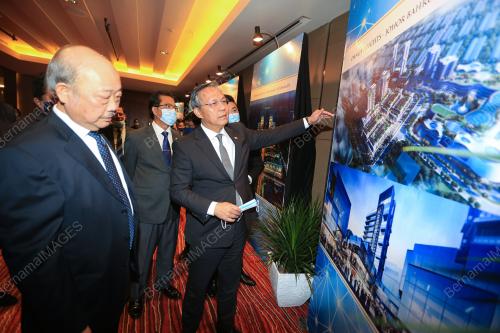 DATUK LR HASNI MOHAMAD