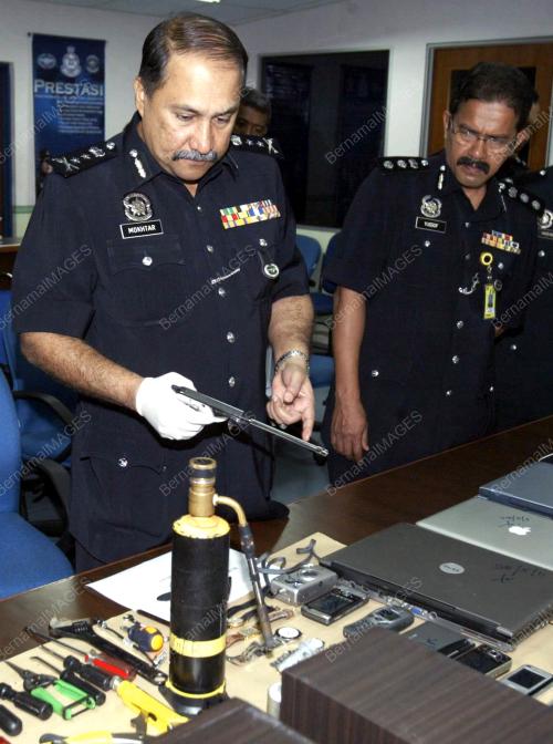 DATUK MOHD MOHKTAR MOHD SHARIFF