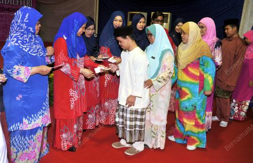 JB03_08062017_SUMBANGAN_RAYA_BN201706076274