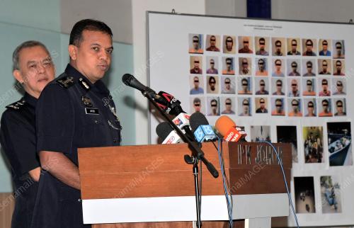 DATUK AYUB KHAN MYDIN PITCHAY