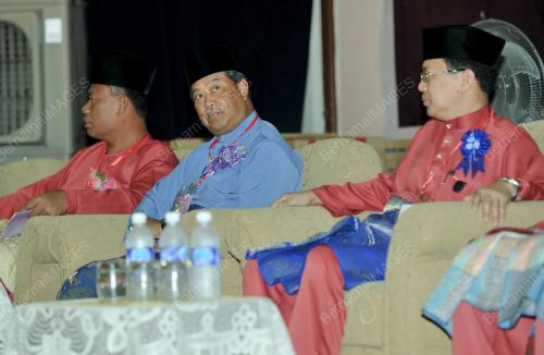 JB03_08092012_MESYUARAT_UMNO