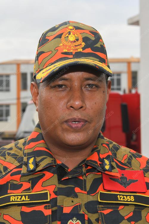 MOHD RIZAL BUANG