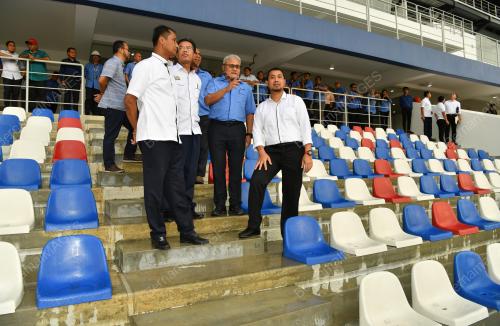 JB03_08102019_KOMPLEKS_SUKAN_BN201910063453