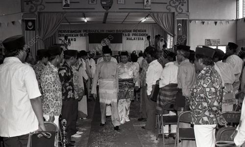 JB03_09012015_PM_MESYUARAT_UMNO