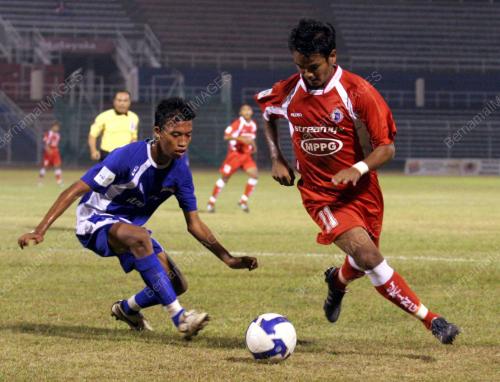 BOLA SEPAK LIGA PERDANA