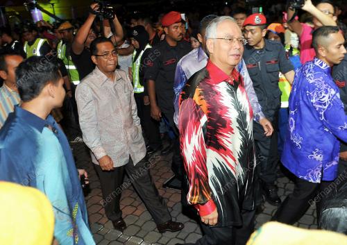 JB03_09112013_PM_DEEPAVALI_2013