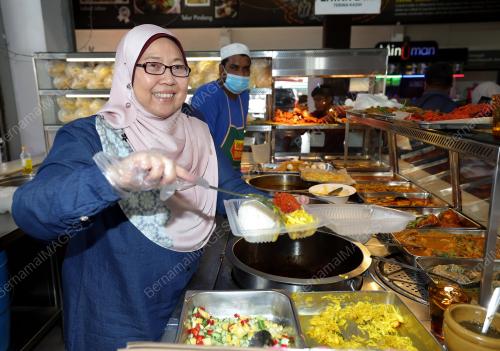 SENATOR FUZIAH SALLEH