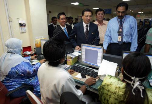 LIOW TIONG LAI