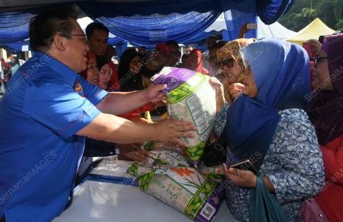 JB03_11032018_JUALAN_RAKYAT