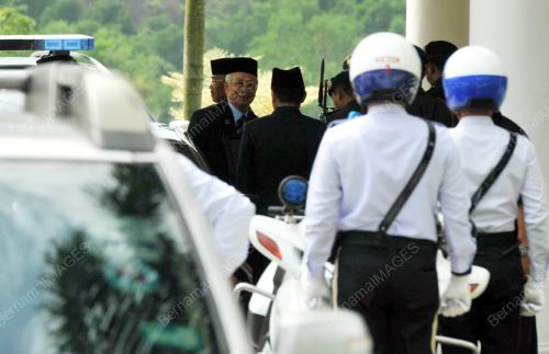 JB03_11052013_NAJIB_ISTANA