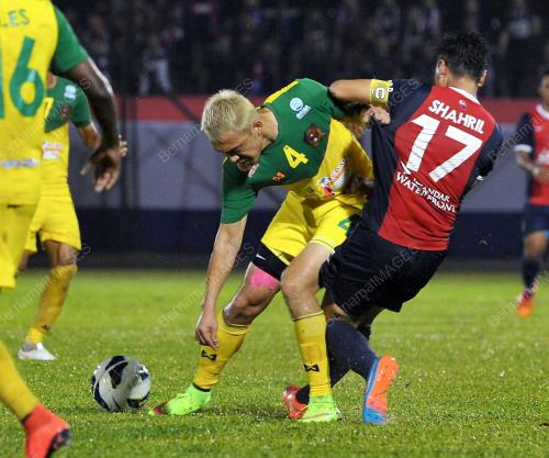JB03_12042015_LIGA_PERDANA