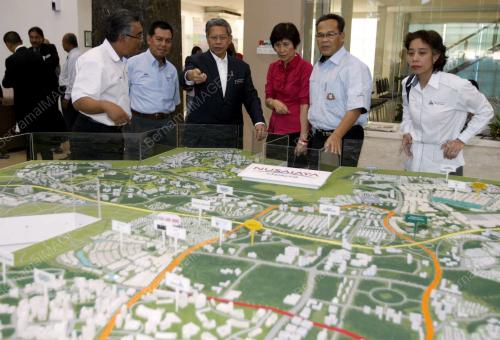MUSTAPA MOHAMED