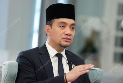 DATUK ONN HAFIZ GHAZI 