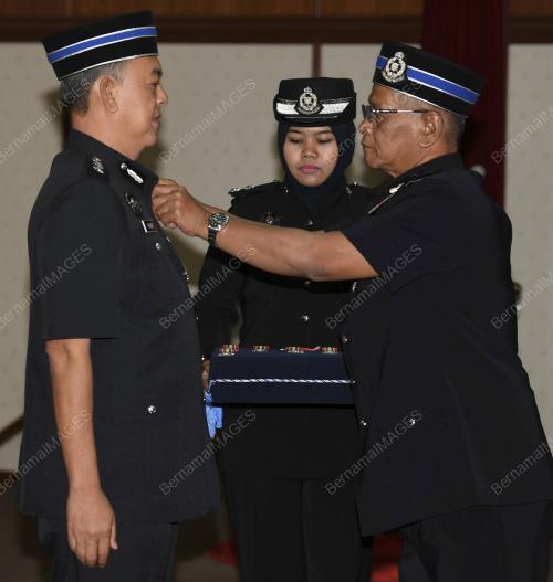 JB03_12092018_PENGANUGERAHAN_P.J.P.N