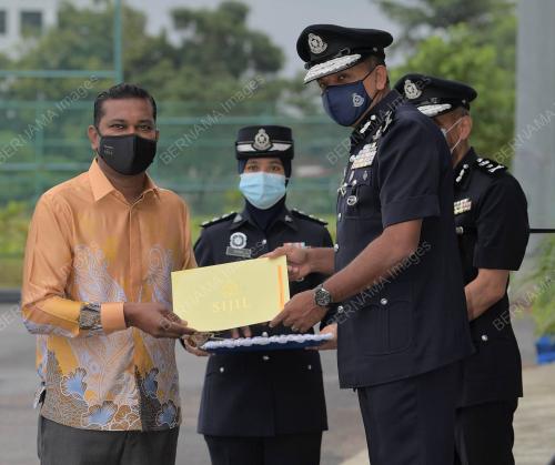 DATUK AYOB KHAN MYDIN PITCHAY