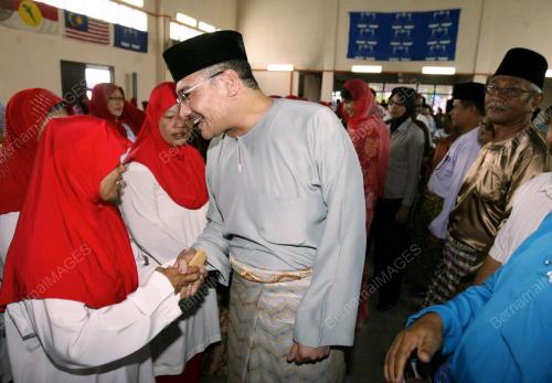 HISHAMMUDDIN TUN HUSSEIN