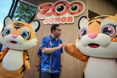 DATUK ONN HAFIZ GHAZI