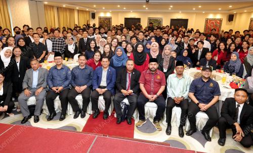 DATUK DR MOHD ARIFIN MOHD ARIF