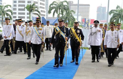 JB03_14042016_DEWAN_NEGERI
