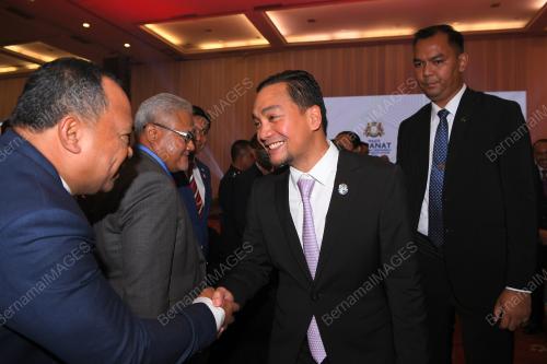 DATUK ONN HAFIZ GHAZI  