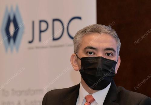 DATUK SERI MUSTAPA MOHAMED