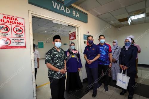 DATUK ONN HAFIZ GHAZI 