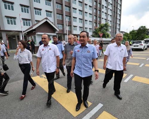 DATUK ONN HAFIZ GHAZI