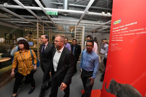 JB03_16112017_IKEA_TEBRAU_BN20171151435