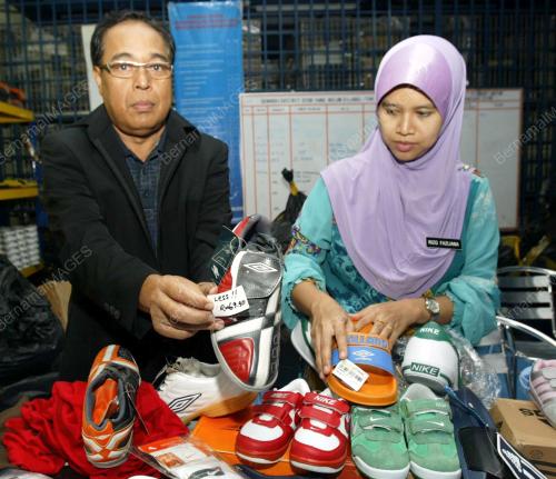 ABDUL HAMID ABU BAKAR