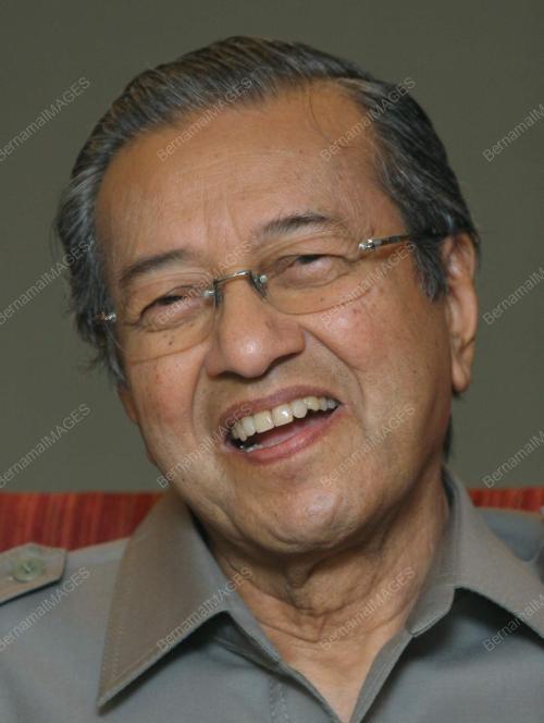 DR MAHATHIR MOHAMAD