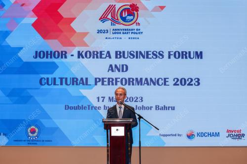 YEO SEUNG- BAE