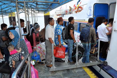 JB03_17082012_BALIK_KAMPUNG