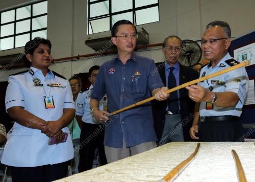 JB03_17082015_DATUK_TEE